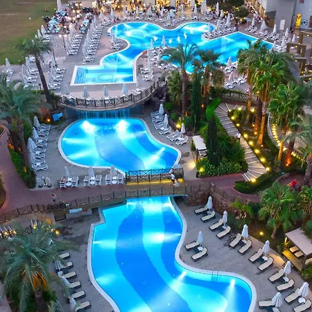 منتجع Novum Garden