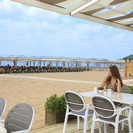 Üdülőközpont Novum Garden Side