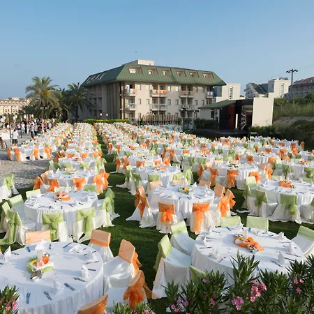 אתר נופש Novum Garden 5*