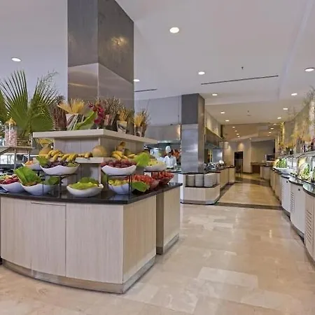 Novum Garden אתר נופש סייד