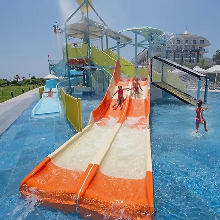 Novum Garden 5* סייד