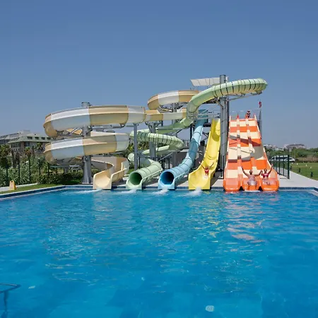 Novum Garden אתר נופש