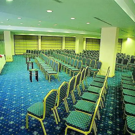 Novum Garden סייד